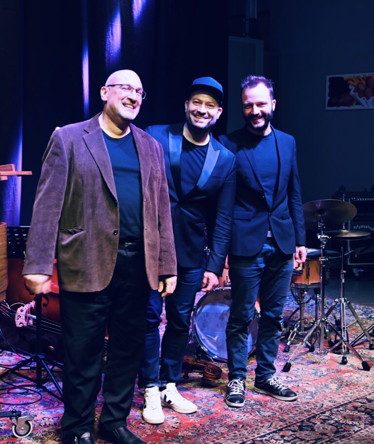 Triology Marian Petrescu Joel Locher (c) Albert Michael